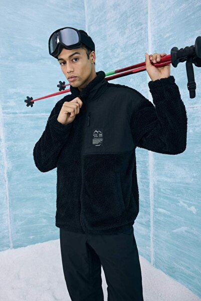 DeFacto Boxy Fit Mock Neck Soft Furry Plush Cardigan F3812Ax25Wn