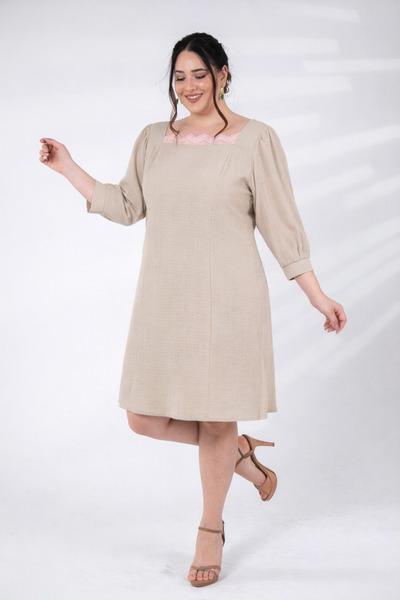 Roxxlen 121858 Rochie de damă, mărime mare, bej, cu dantelă la guler