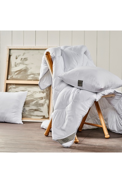 Linens Pernă standard confortabilă din fibră de mărgele