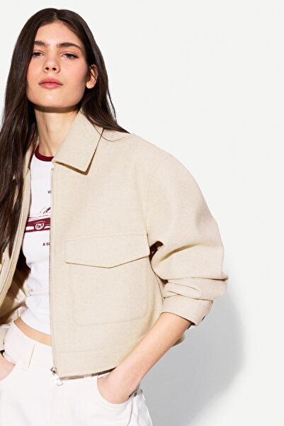 Bershka Yumuşak crop ceket