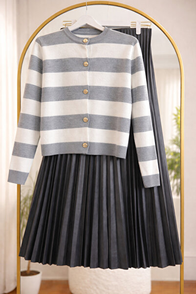 Bahar Altundemir Kadın Triko Hırkalı Piliseli Etekli Gri Takım Kadın Kısa Çiz...