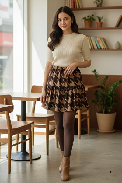 BNZ TEKSTİL Suede Velvet Pocketless Patterned Elastic Mini Women's Shorts Skirt