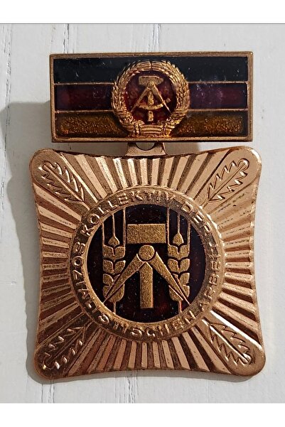 Edi Antik Doğu Almanya Sosyalist Mineli Madalya.; 4cm boyutunda orijinal döne...