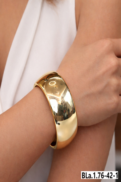 femline سوار نسائي ذو مشبك عريض مقوس بلون ذهبي