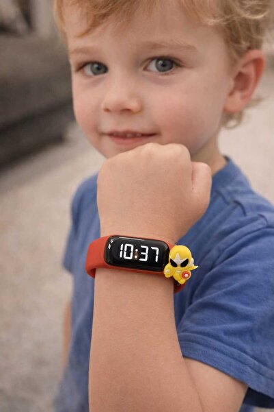 Uni KIRMIZI FİGÜR DETAYLI LED ÇOCUK AKILLI SAATİ