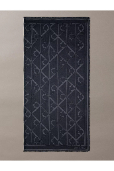 Calvin Klein Kadın CK Logo Desenli Yumuşak ve Pürüzsüz Kumaşlı Siyah Şal & Eş...