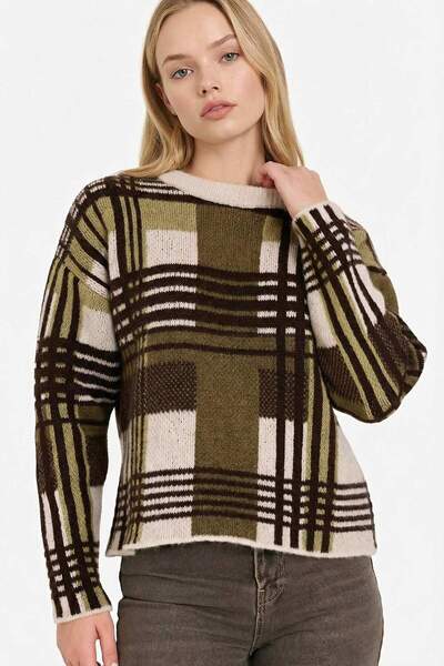 DeFacto Πουλόβερ με στάμπα με λαιμόκοψη κανονικής εφαρμογής G8608AX25WN