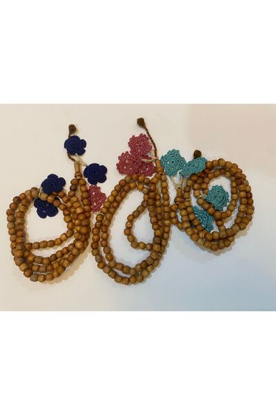 Veil Designer Handmade prayer beads with a crocheted rose made of fine yarn in different colors