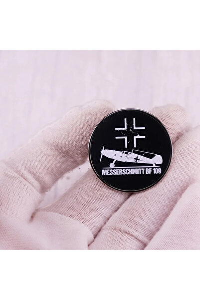 Choice قطعة واحدة من بروش طائرة مقاتلة من طراز ميسرشميت BF-109 من الحرب العال...