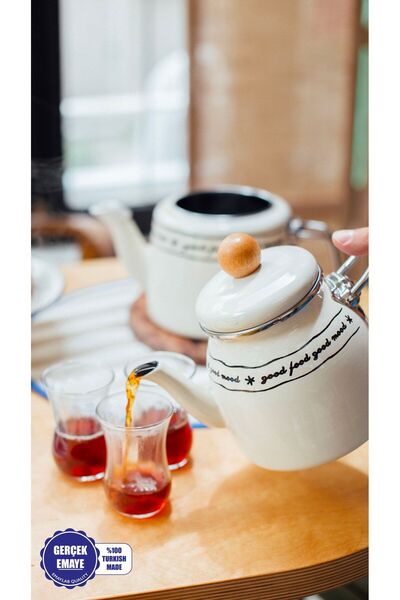 EMAYlab طقم إبريق شاي مزاجه مطلي بالمينا - سطح خشبي