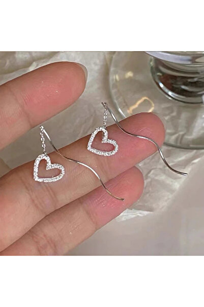 Choice قطعتان من أقراط التسلق ذات السلسلة الطويلة المزينة بشرابة سلكية، مع قل...