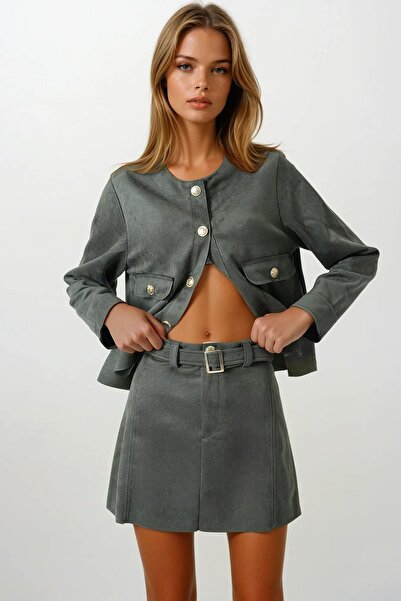 Trend Alaçatı Stili Women's Khaki Gold Buckle Belted Suede Look Mini Skirt Vs00853