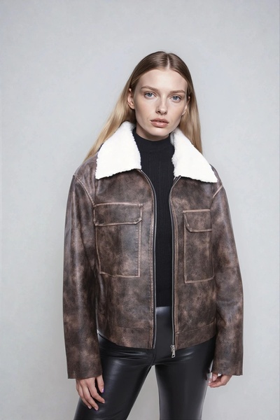 Vitrin Μπουφάν Biker από συνθετικό δέρμα με βελούδινο γιακά και τσέπες