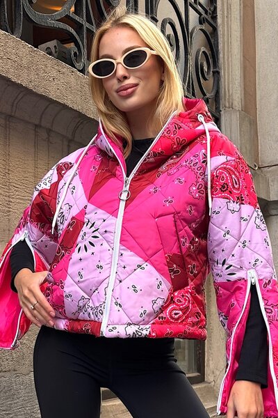 Trend Alaçatı Stili Women's Pink Hooded Sleeve Zippered Quilted Puffer Lined Coat Vs01300