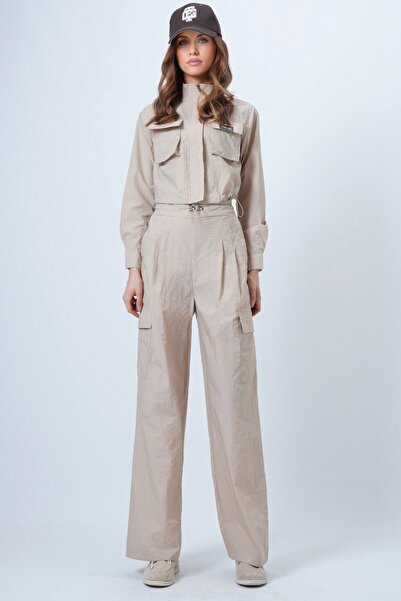Trend Alaçatı Stili Women's Beige Judge Collar Double Flap Pocket Jacket and Wide Leg Pants Set Vs01342