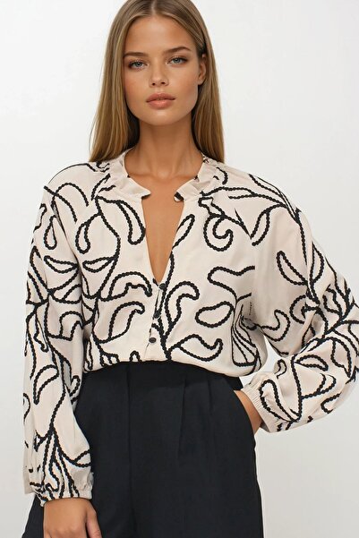 Trend Alaçatı Stili Women's Beige Cordone Embroidered Premium Woven Shirt Vs0...