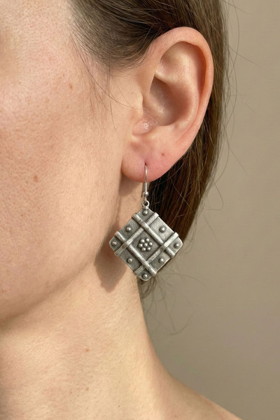 Clandestino Geometric Pattern Authentic Earrings Silver