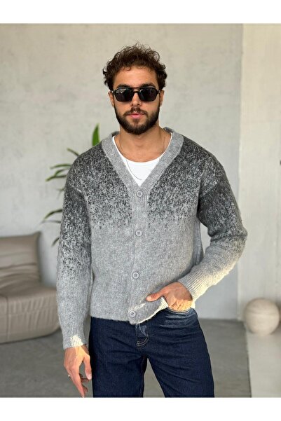 More Black سترة تريكو متدرجة الألوان باللون الرمادي