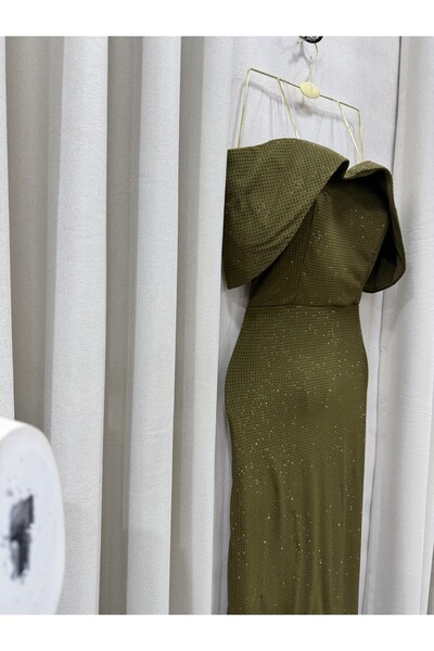 MAIN DRESS فستان سهرة "أوليفيا" مرصع - لون زيتي ملكي