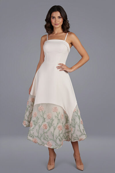 TREASUREISLAND White dress with floral embroidery