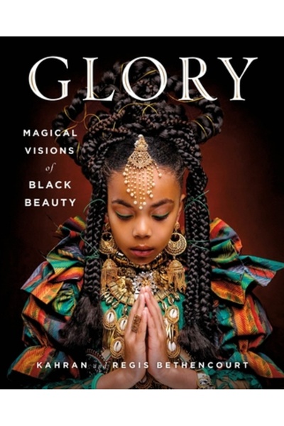 St Martins Pr Glory: Viziuni magice ale frumuseții negre