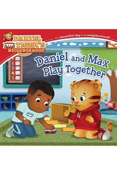 Simon Spotlight Daniel and Max Play Together