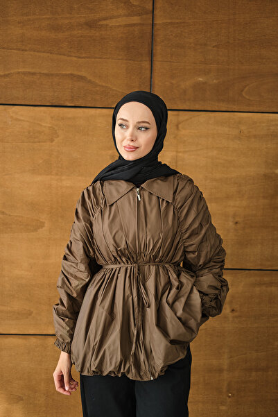 LOCCO Women's Drawstring Detail Parachute Jacket Brown