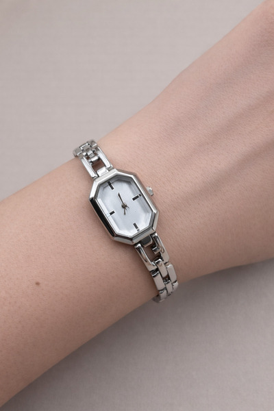 FIORA AKSESUAR Stylish Sharp Design 8Gen Steel Case Gold Steel Band 20mm Wome...