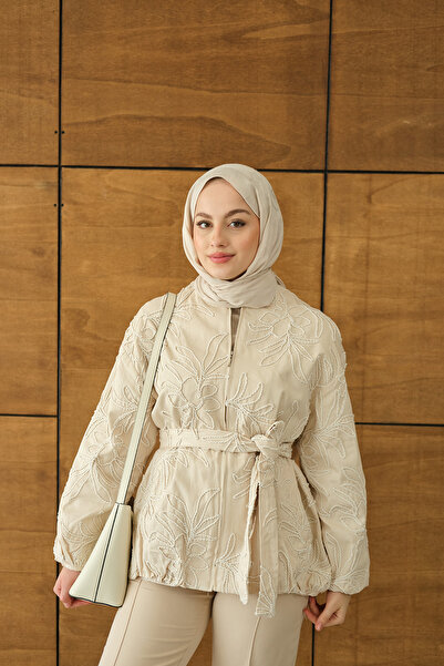 LOCCO Γυναικείο μπουφάν Bomber με κέντημα Gabardine εκρού