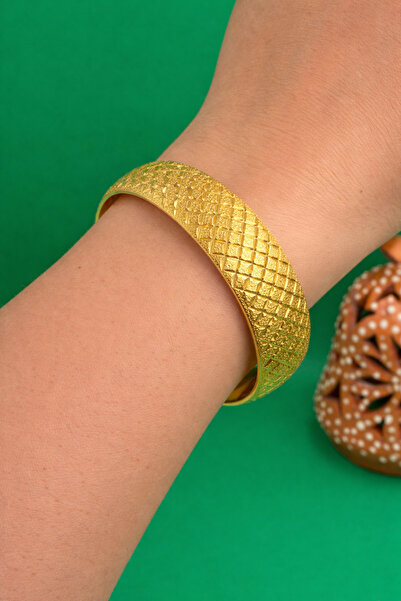 charmove ile kendinizi şımartın 22 Ayar Altın Kaplama Baklava Desenli Kadın B...