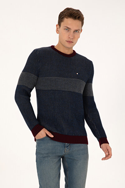 U.S. Polo Assn. Men's Slim Fit Crew Neck Navy Blue Sweater 50314958-Vr033