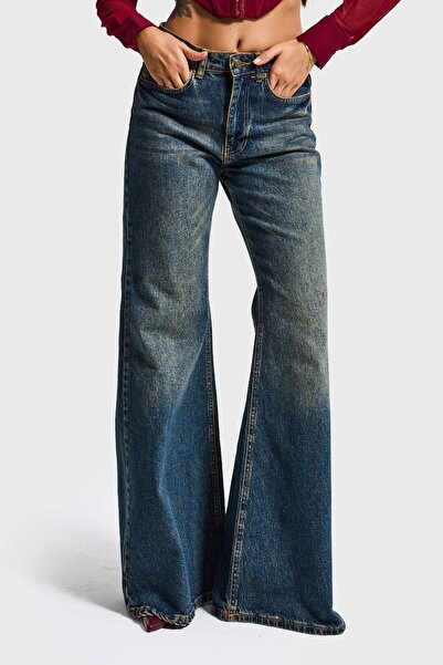 it's basic Дамски дънки с цвят 2w5-8, разкърпени крачоли, удобна материя, дължина на крачола 83 см