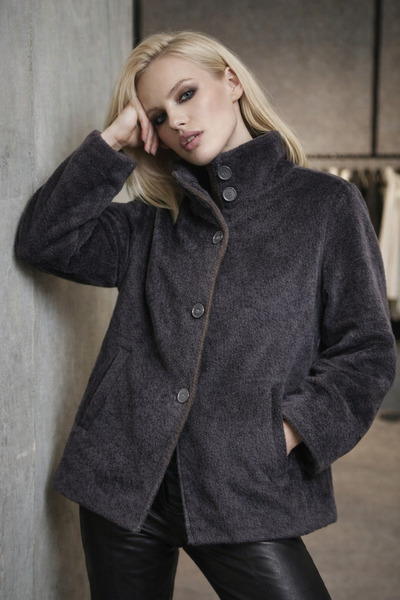 ribana Women's Mock Neck shearling-look cropped coat with stitch detail d99879