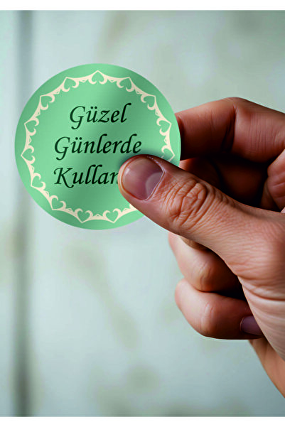 Baskı Adresi Matbaa & Promosyon 4 cm Round Sticker with the Text'Use on Beaut...