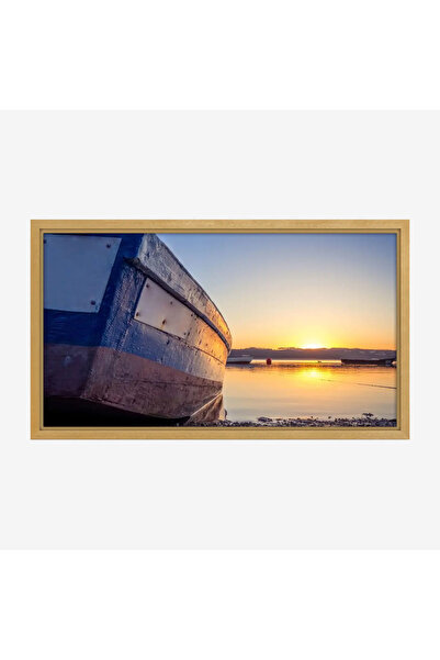 Tajridhome A nautical painting showing an old blue boat with a warm sunset and its reflections on the water, canvas.
