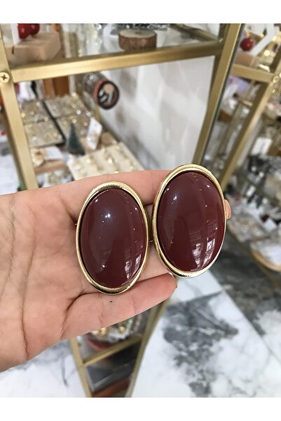 the ASEL İNCİ Oval button model maroon earrings