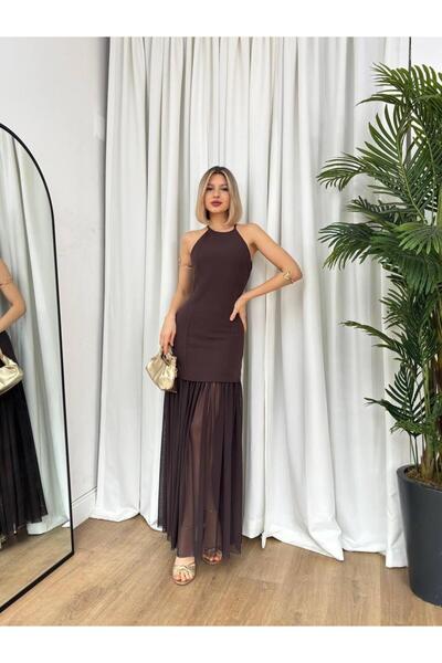 NOVEMBER فستان طويل بتفاصيل من الشيفون وياقة هالتر NVM-20026