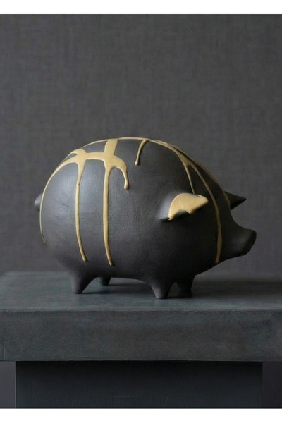 Golden Drip Noir Piggy