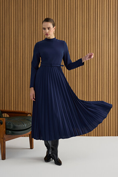 Aker Lacivert Piliseli Elbise