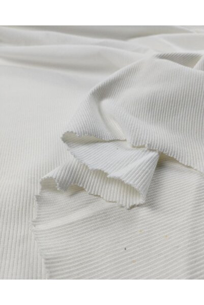 Kumaş Parça قماش ريبا حياكة مضلعة بلون إكرو (العرض 100 سم × الطول 160 سم)