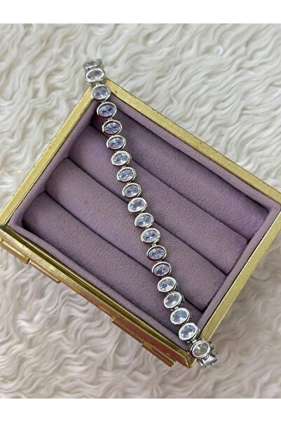 BY YASİN TOPÇU 🤍 ✨   Elegant Bracelet with Oval Stone (Silver Color)