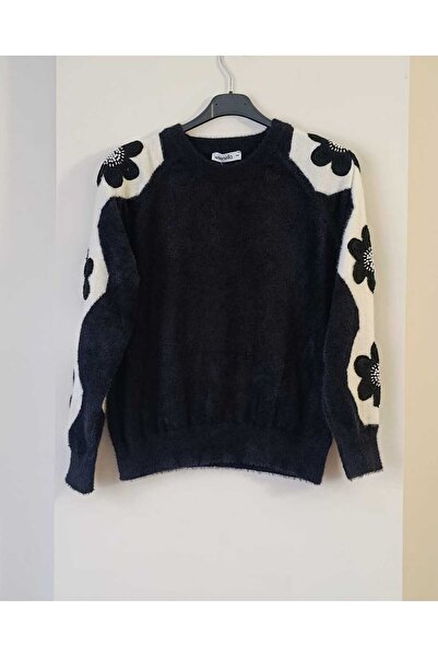 WIENELLA Women's Floral Embroidered Sleeve Detailed Knitwear Sweater