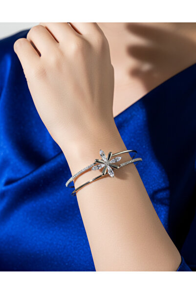 FASHİON JEWELRY 316L Paslanmaz Çelik Kararmaz Zirkon Taşlı Kar Tanesi Kelepçe...