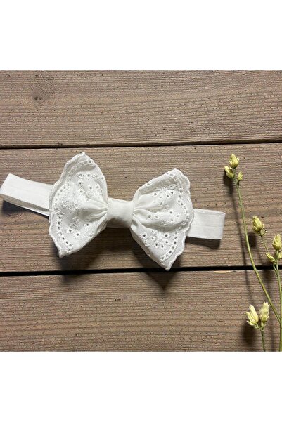 EGOMİ White Scallop Bow Baby Bandana