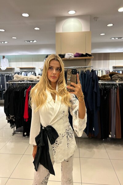 Rain and River معطف المرأة