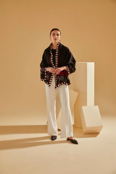 larocci Women's Rose Patterned Shoulder Shawl