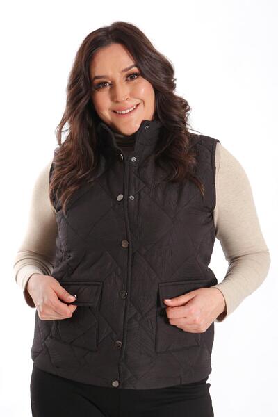 Metpoint Trend42plus Велика чорна жилетка з ґудзиками та капітоном