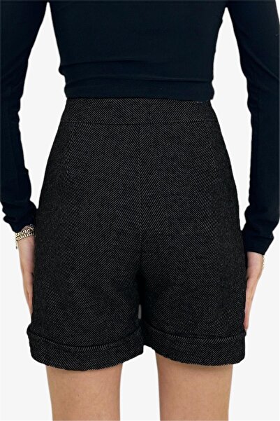 Trend Alaçatı Stili Koyu Siyah Duble Paça Çift Cepli Kışlık Kaşe Şort ALC-X13297