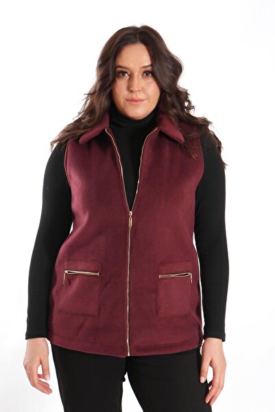 Metpoint سترة تريند42بلس كبيرة الحجم بتفاصيل جيب بسحاب ولون أحمر داكن