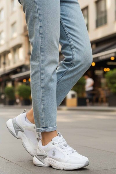 U.S. Polo Assn. Women's White Chunky Sole Sneaker Usp530